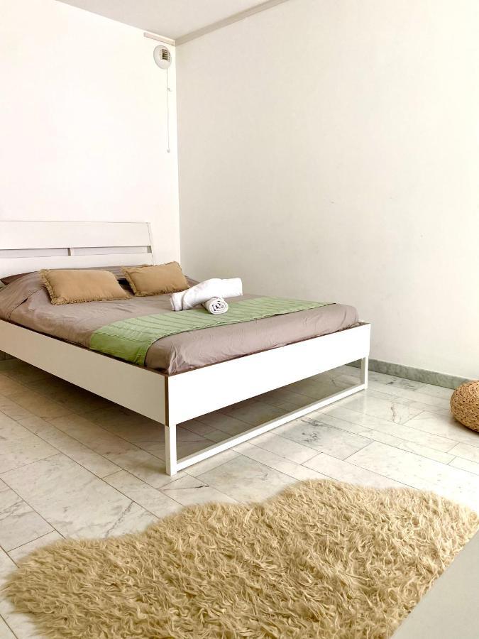 Charmant Studio Climatise Centre Menton Parking Gratuit Экстерьер фото